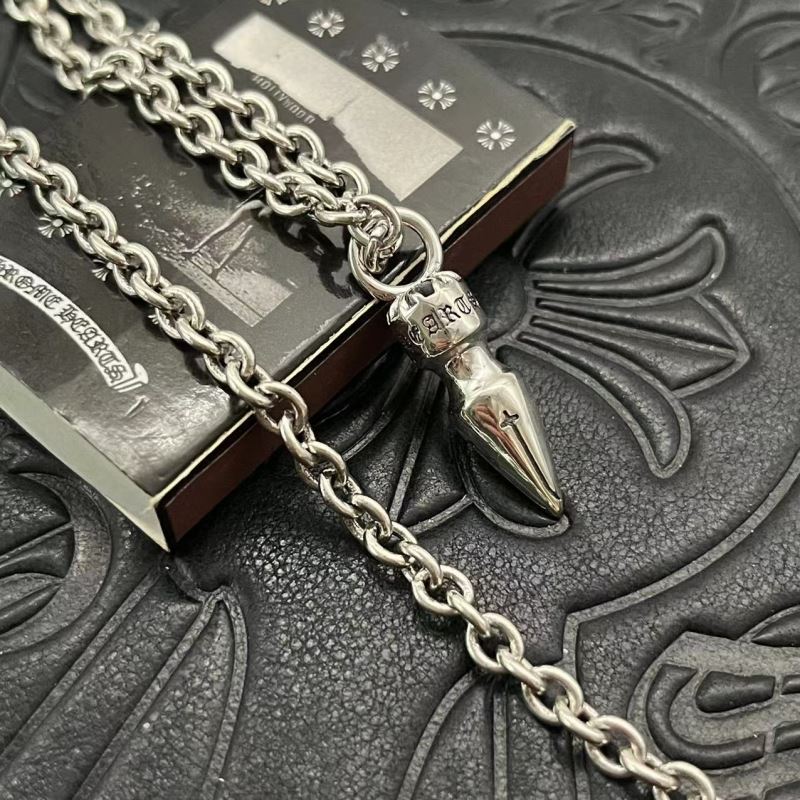 Ch*0me He**ts necklaces